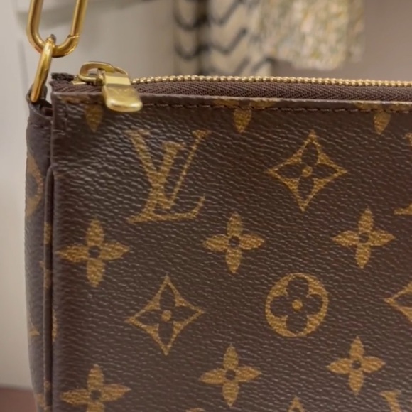 Louis Vuitton Monogram Pochette Accessories NM - Picture 5 of 17